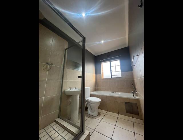 2 bed property to rent in SONNEVELD